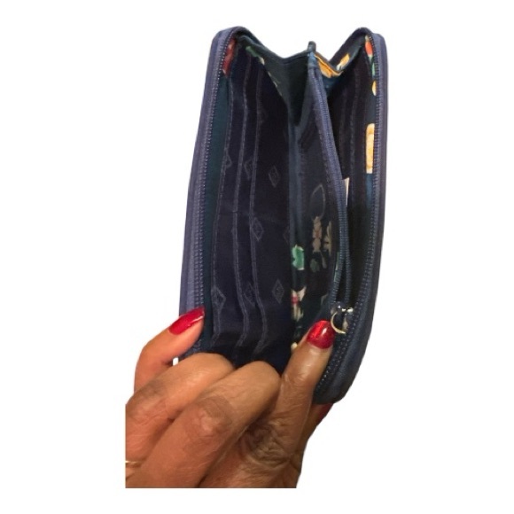 Vera Bradley RFID Zip-Around Wallet Quilted Blue Plaid - Picture 6 of 7